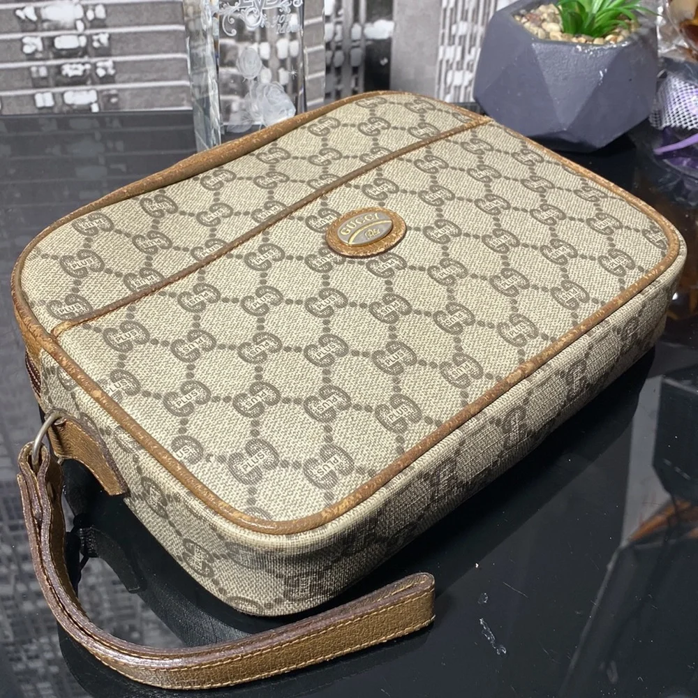 SOLDAuthentic Gucci GG Plus Bag - Picture 15 of 16